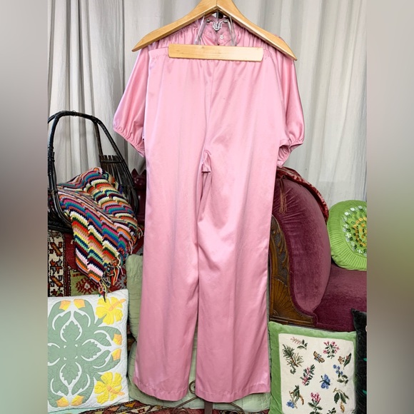 70s Pink Cocoon Lounge Set - Picture 3 of 10